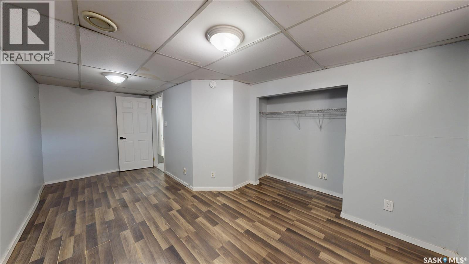 4 Carleton Drive, Saskatoon, SK