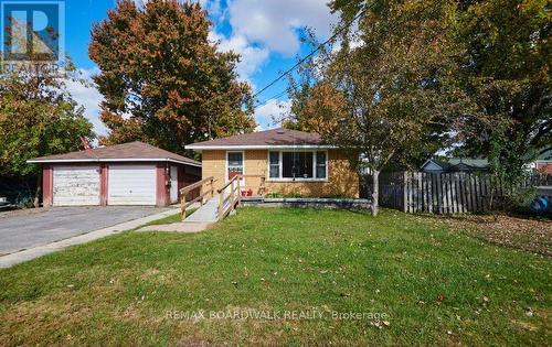 4 DAVIDSON STREET W  Smiths Falls, ON K7A 4J6