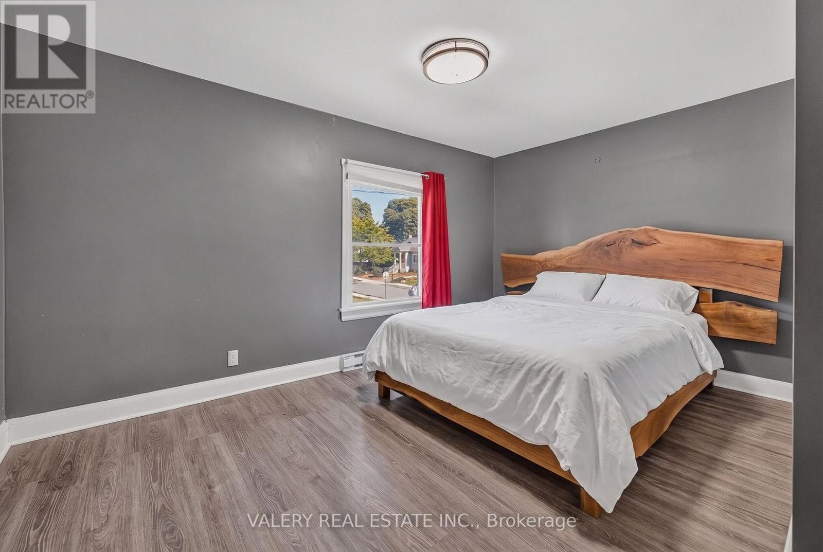 752 Sherring Street, Cambridge, ON