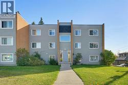 302, 3522 44 Street SW  Calgary, AB T3E 3R9