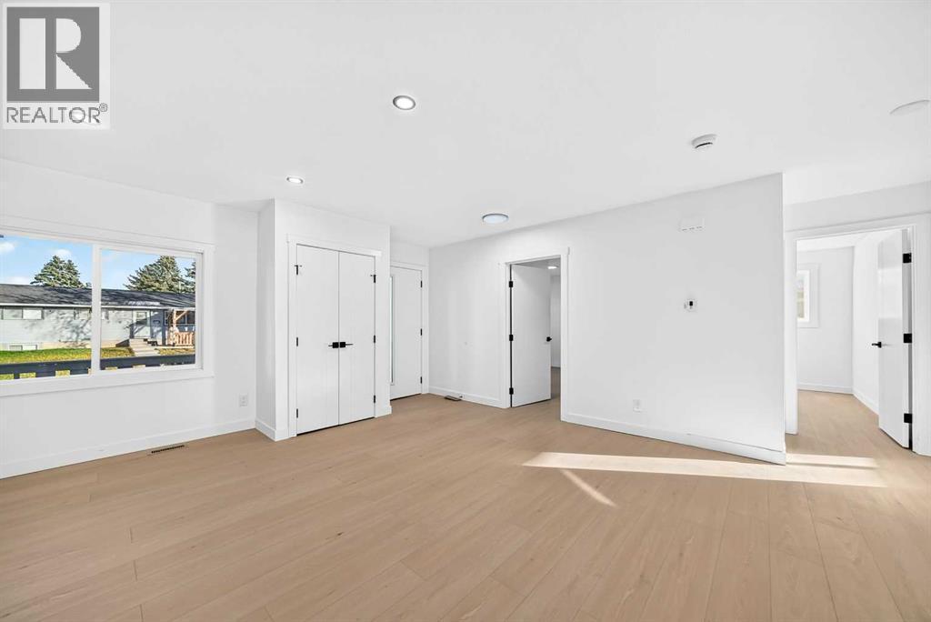 911 Penmeadows Road Se, Calgary, AB