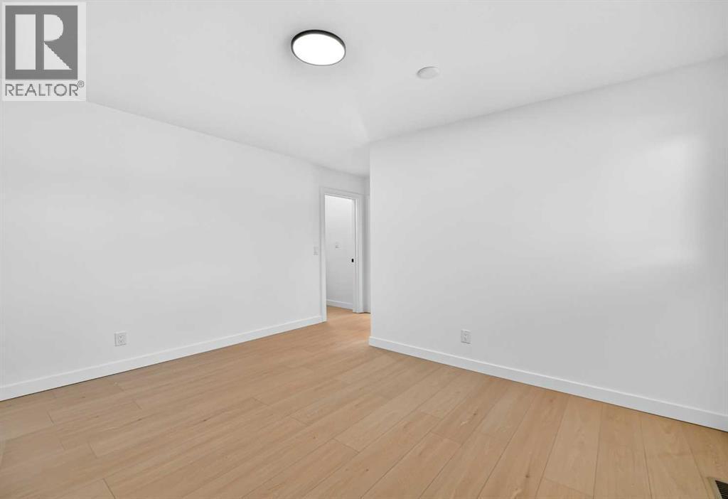 911 Penmeadows Road Se, Calgary, AB