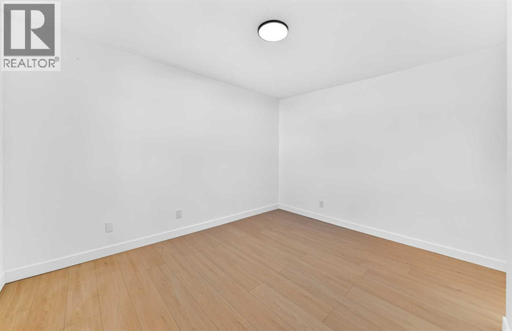 911 Penmeadows Road Se, Calgary, AB