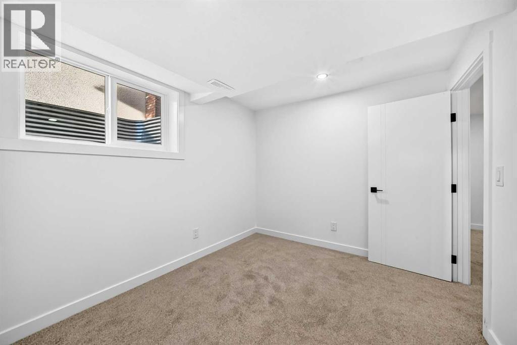 911 Penmeadows Road Se, Calgary, AB
