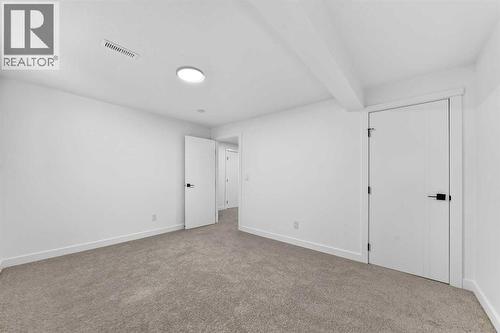 911 Penmeadows Road Se, Calgary, AB 