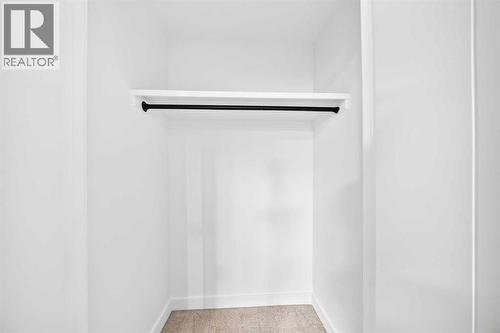 911 Penmeadows Road Se, Calgary, AB 
