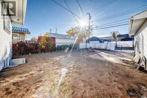 911 Penmeadows Road Se, Calgary, AB 