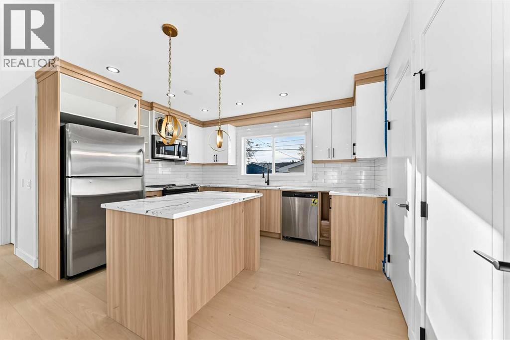 911 Penmeadows Road Se, Calgary, AB