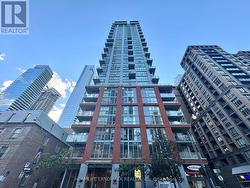 3306 - 126 SIMCOE STREET Toronto, ON M5H 4E6