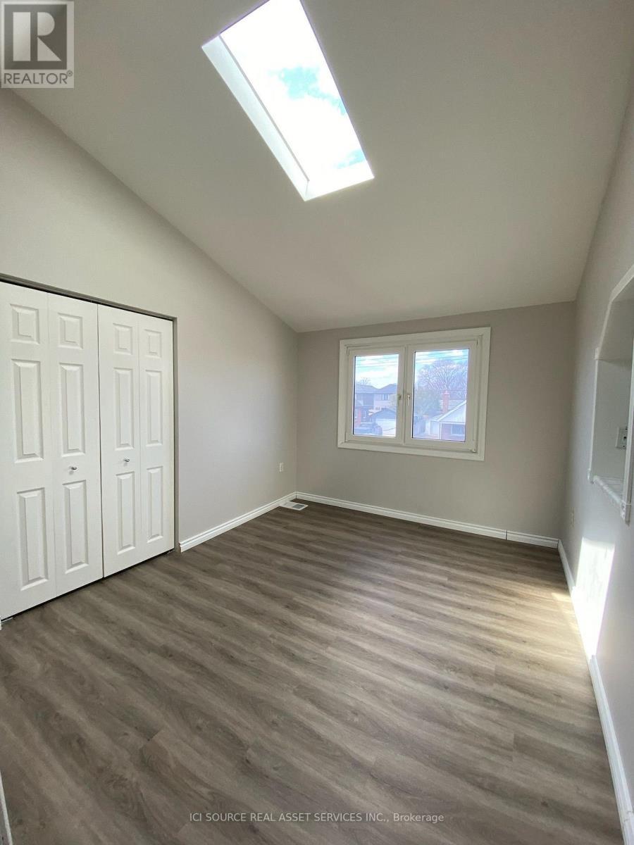 736 Tate Avenue, Hamilton, ON