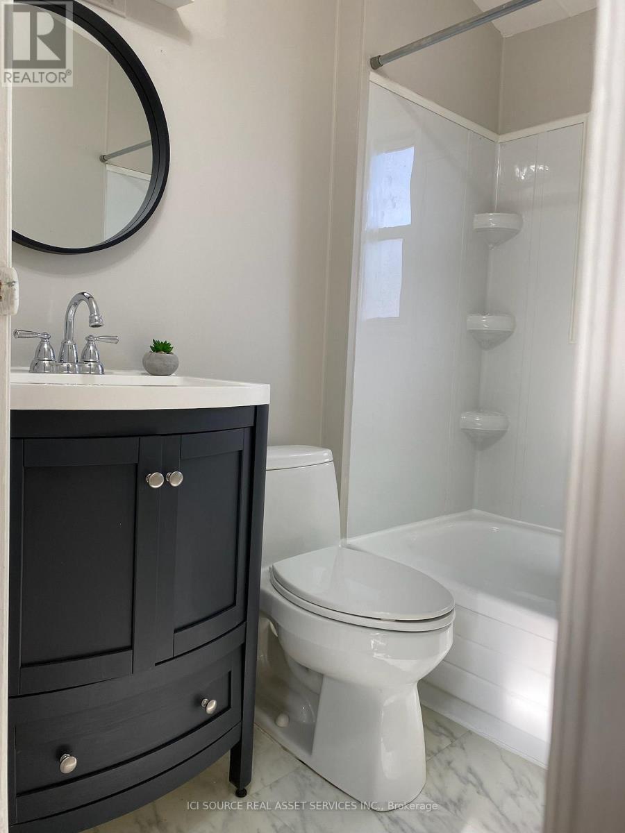 736 Tate Avenue, Hamilton, ON