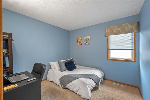 71 Woodcott Pl, Winnipeg, MB 