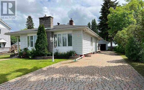 72 DOMINION AVENUE  Kapuskasing, ON P5N 1P4