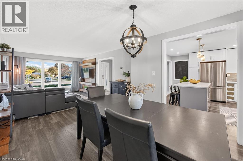 2595 Cavendish Drive, Burlington, ON