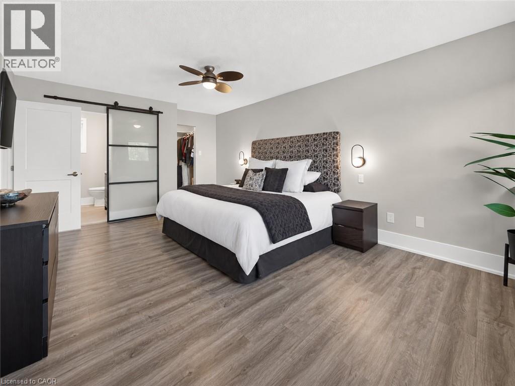 2595 Cavendish Drive, Burlington, ON