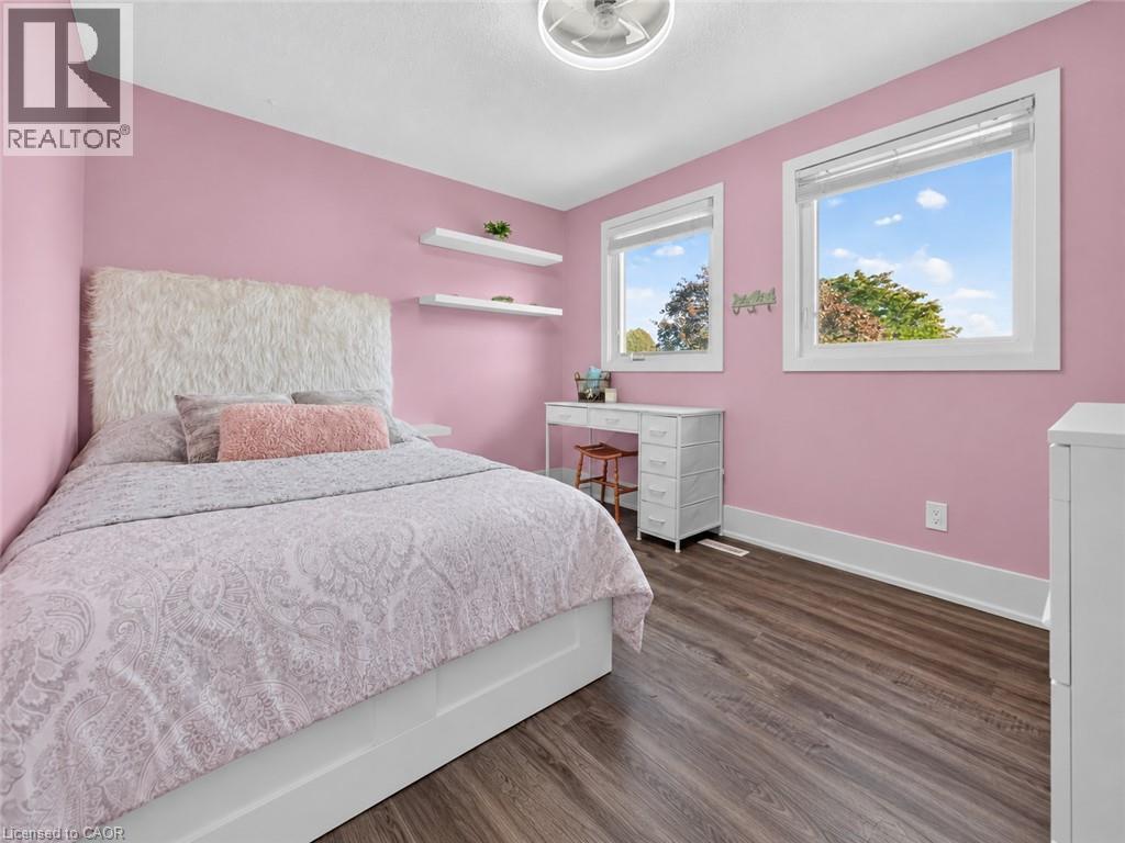 2595 Cavendish Drive, Burlington, ON