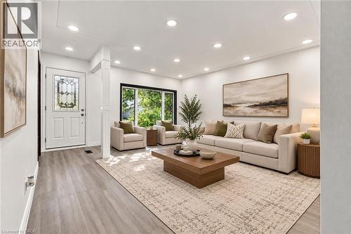 virtually staged - 246 Hillcrest Road, Cambridge, ON 