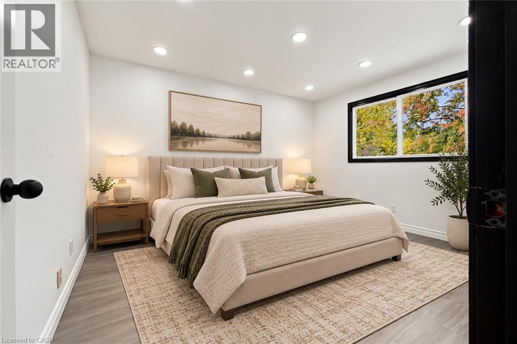 virtually staged - 246 Hillcrest Road, Cambridge, ON