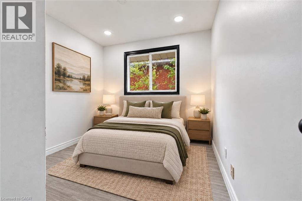 virtually staged - 246 Hillcrest Road, Cambridge, ON