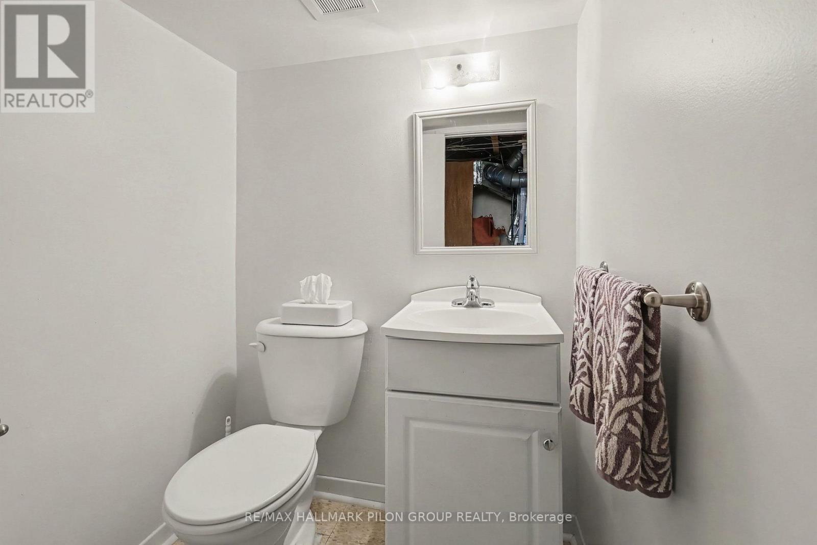 99 Huron Avenue N, Ottawa, ON