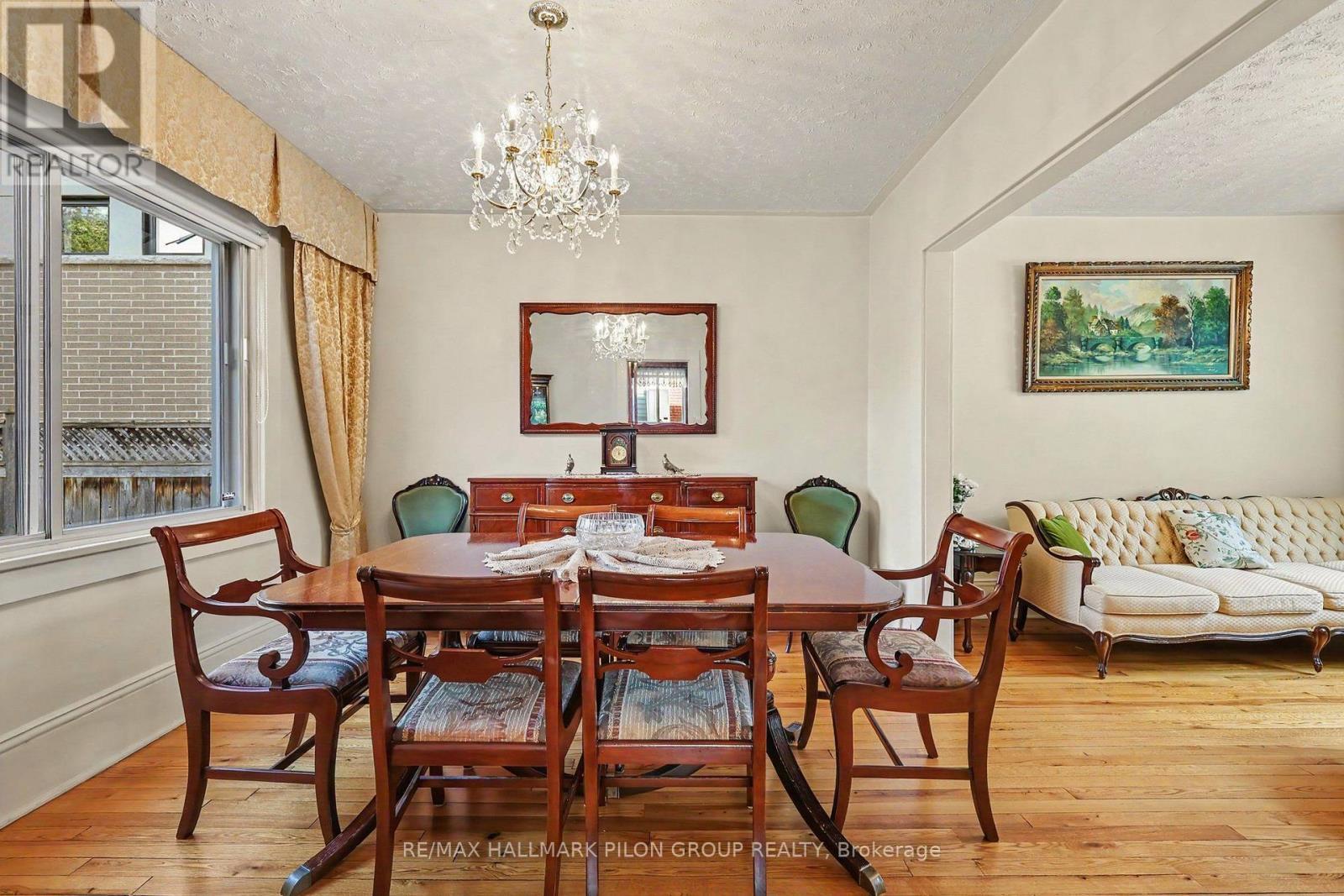 99 Huron Avenue N, Ottawa, ON