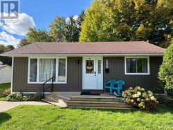 652 LOUIS STREET Saugeen Shores, ON N0H 2C4