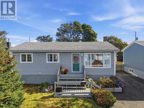 64 Fourth Street  Mount Pearl, NL A1N 2B5