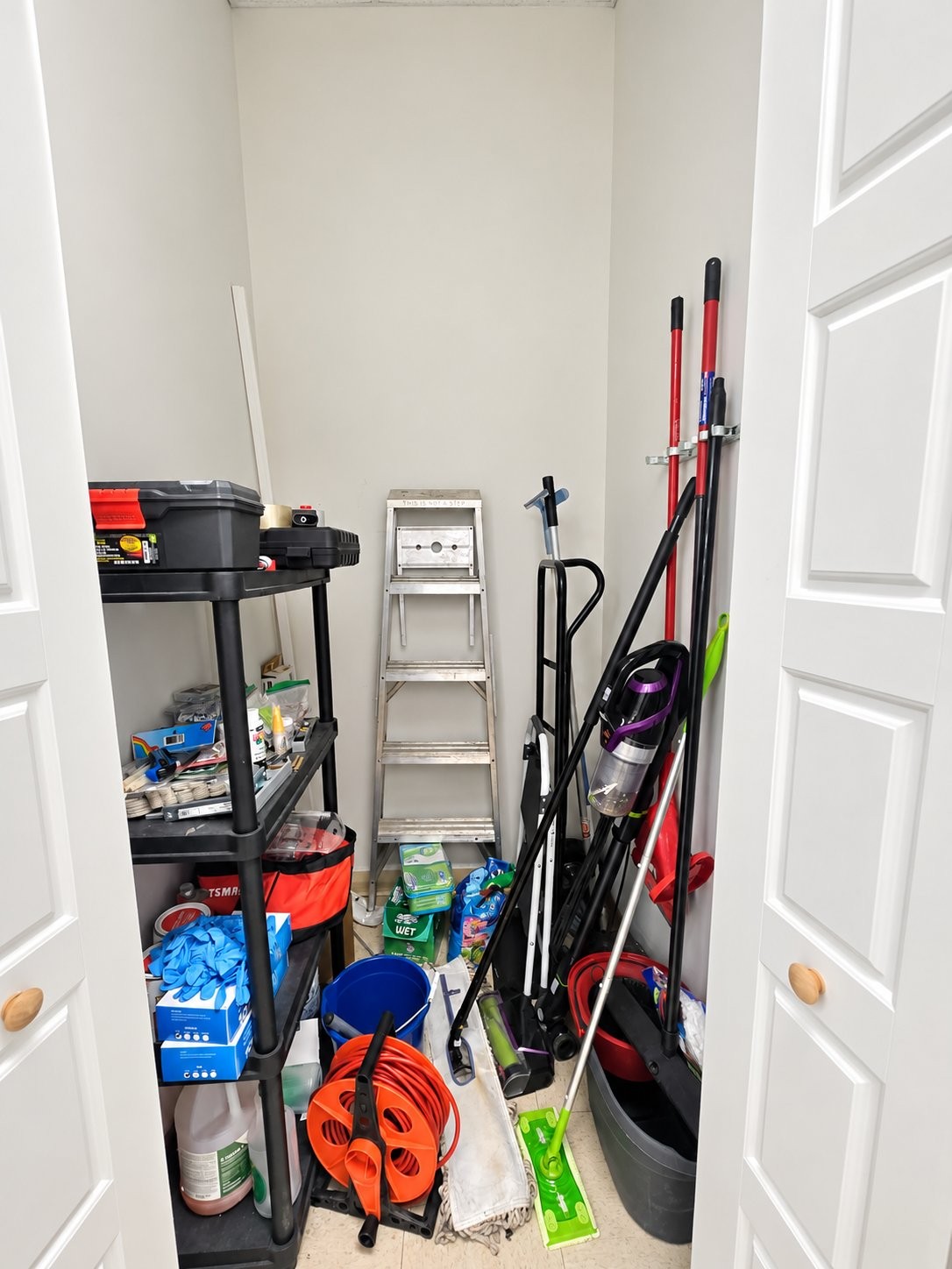 Rangement - A-155 25E Avenue, Saint-Eustache, QC
