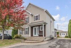 1598 Rue Joseph-Laurin Lévis (Desjardins), QC G6W 7W4