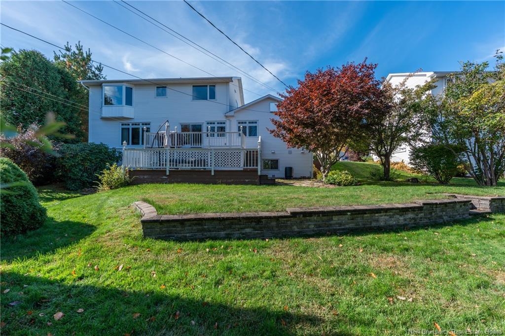 215 Kimble Dr, Fredericton, NB