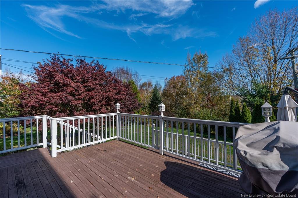 215 Kimble Dr, Fredericton, NB