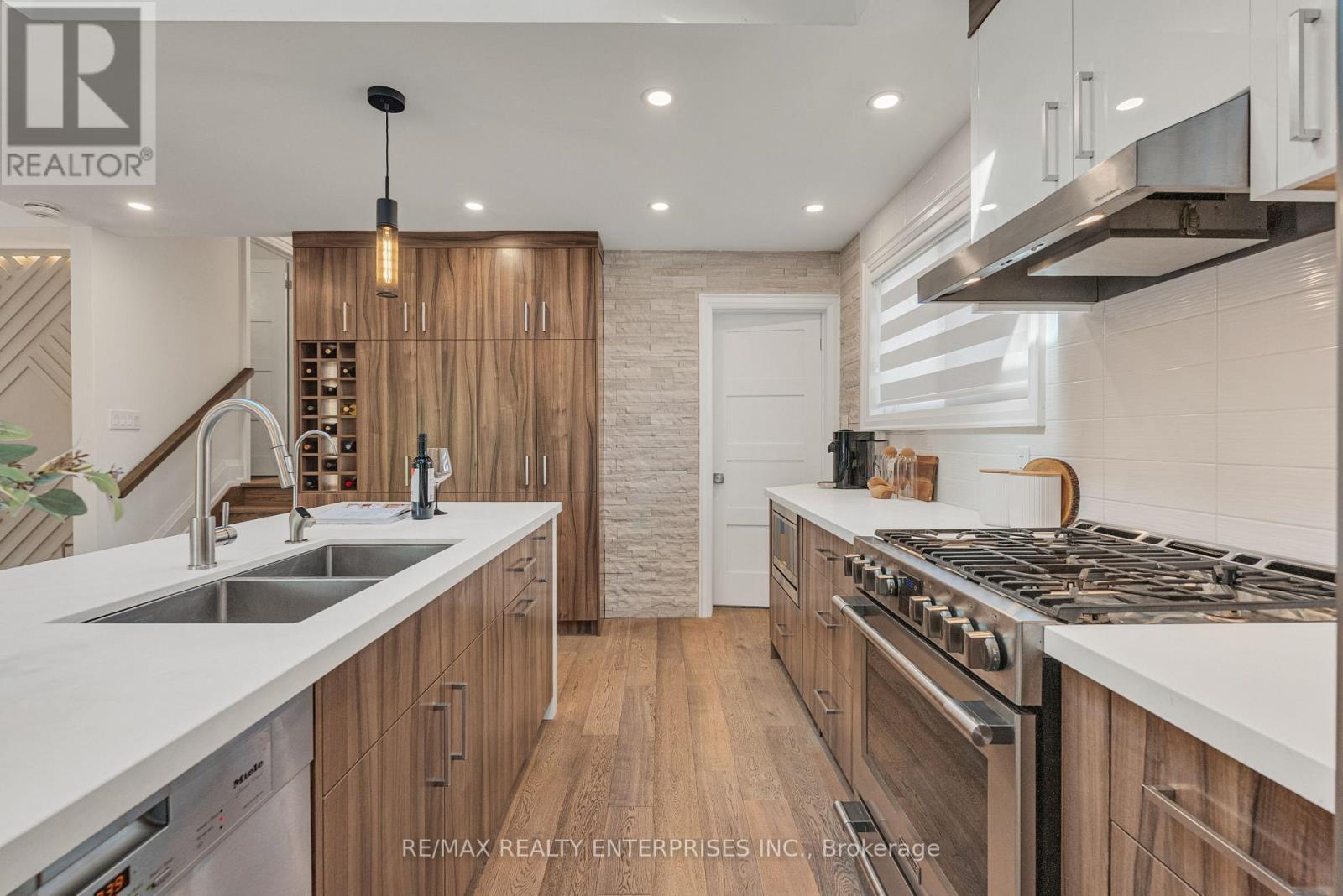 2223 Belfast Crescent, Mississauga, ON