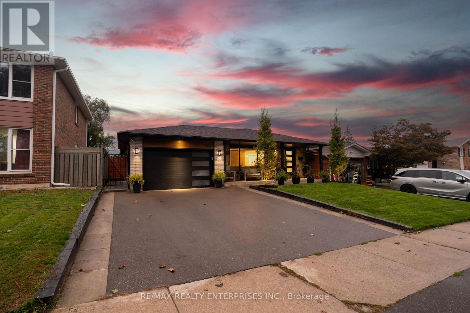 2223 Belfast Crescent, Mississauga, ON