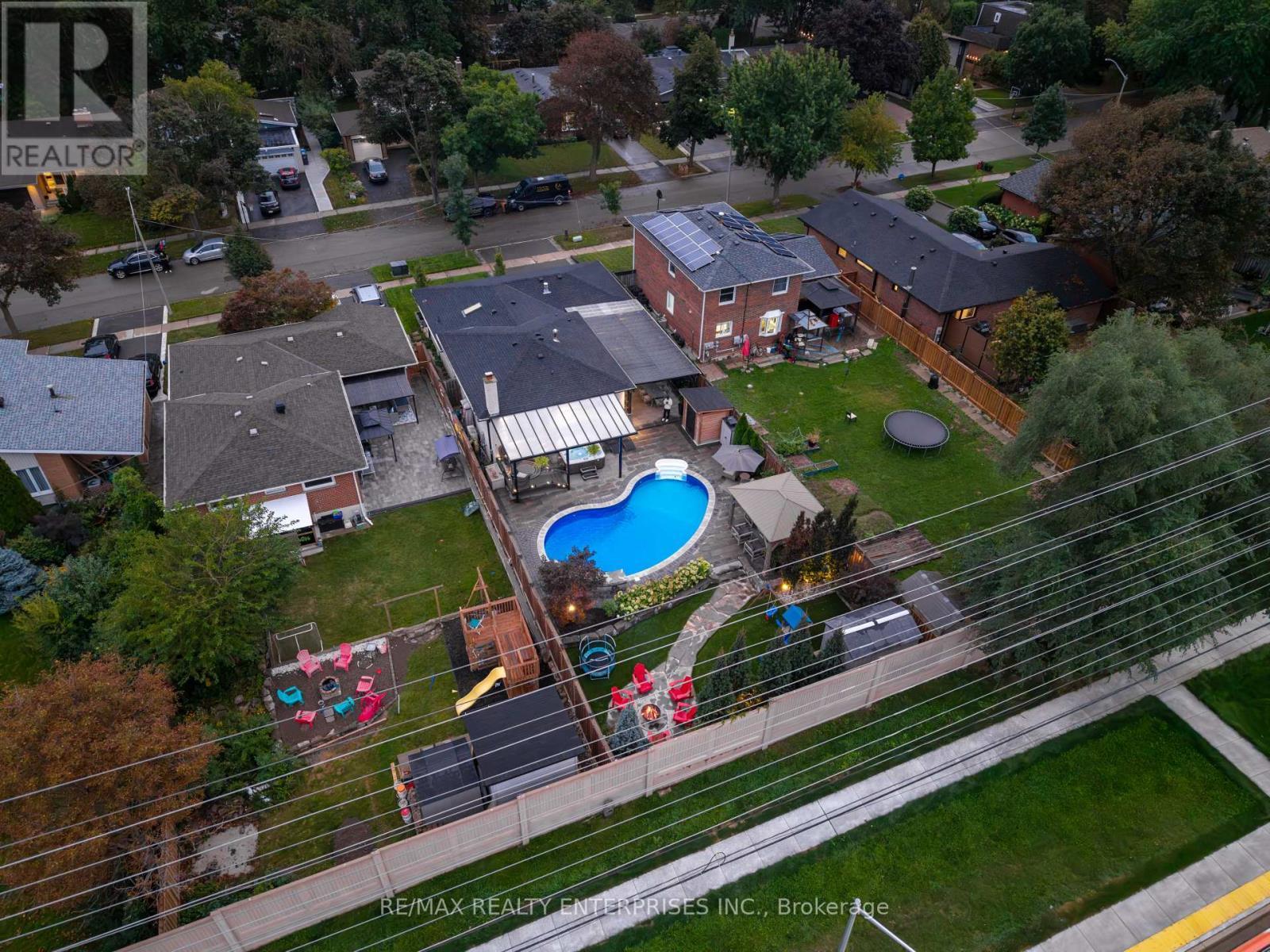 2223 Belfast Crescent, Mississauga, ON