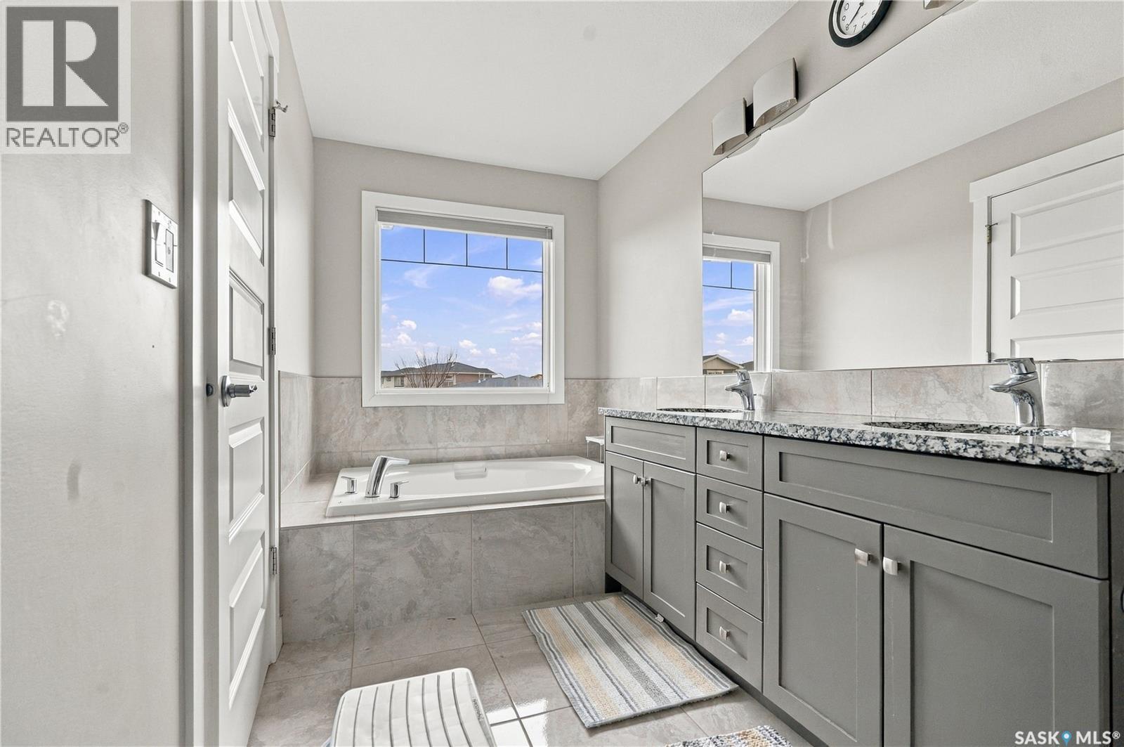 539 Secord Manor, Saskatoon, SK