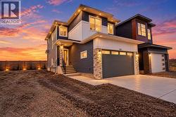 464 Lewisburg Place NE  Calgary, AB T3P 2N4