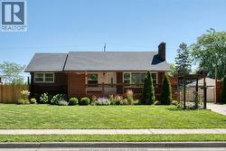 3310 RANKIN AVENUE Windsor, ON N9E 3C1