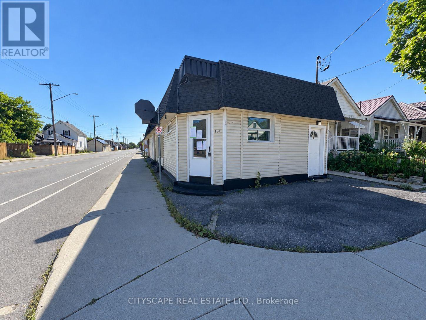 198 Tragina Avenue N, Hamilton, ON