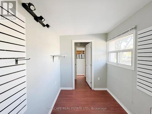 Unit #1 - Foyer - 198 Tragina Avenue N, Hamilton, ON 
