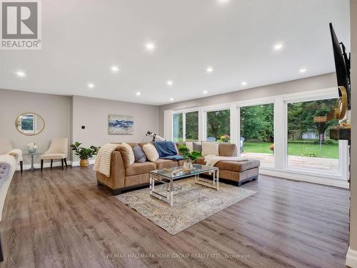 21 BIRCHVIEW DRIVE  Caledon, ON L7K 0L6