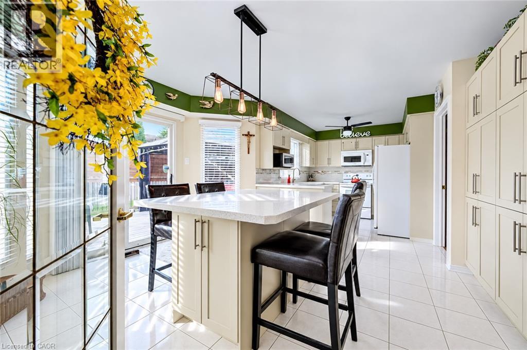 11 Peregrine Crescent, Cambridge, ON