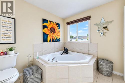 11 Peregrine Crescent, Cambridge, ON 