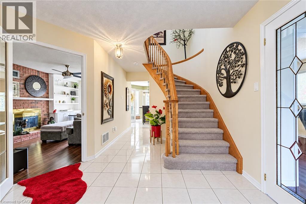 11 Peregrine Crescent, Cambridge, ON