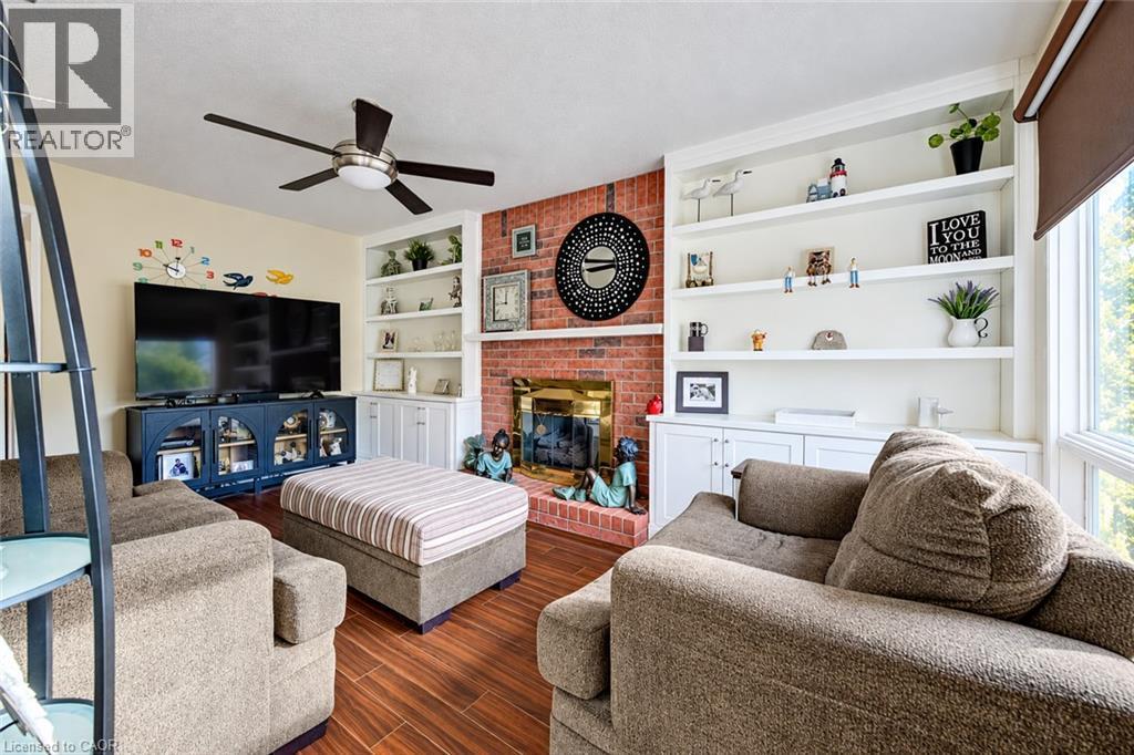 11 Peregrine Crescent, Cambridge, ON