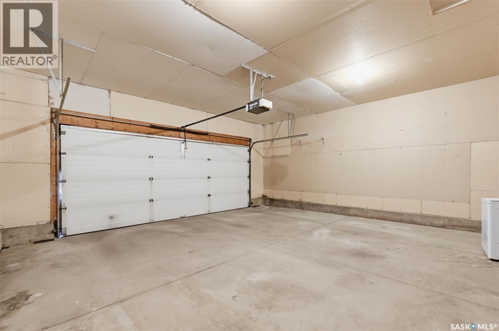 314 Peterson Crescent, Saskatoon, SK