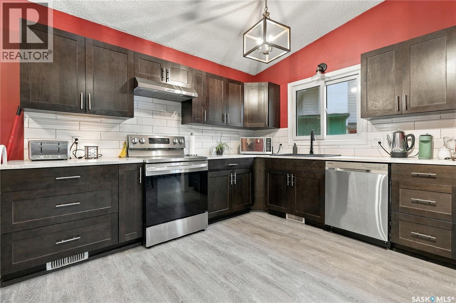 59 Button Bay, Regina, SK