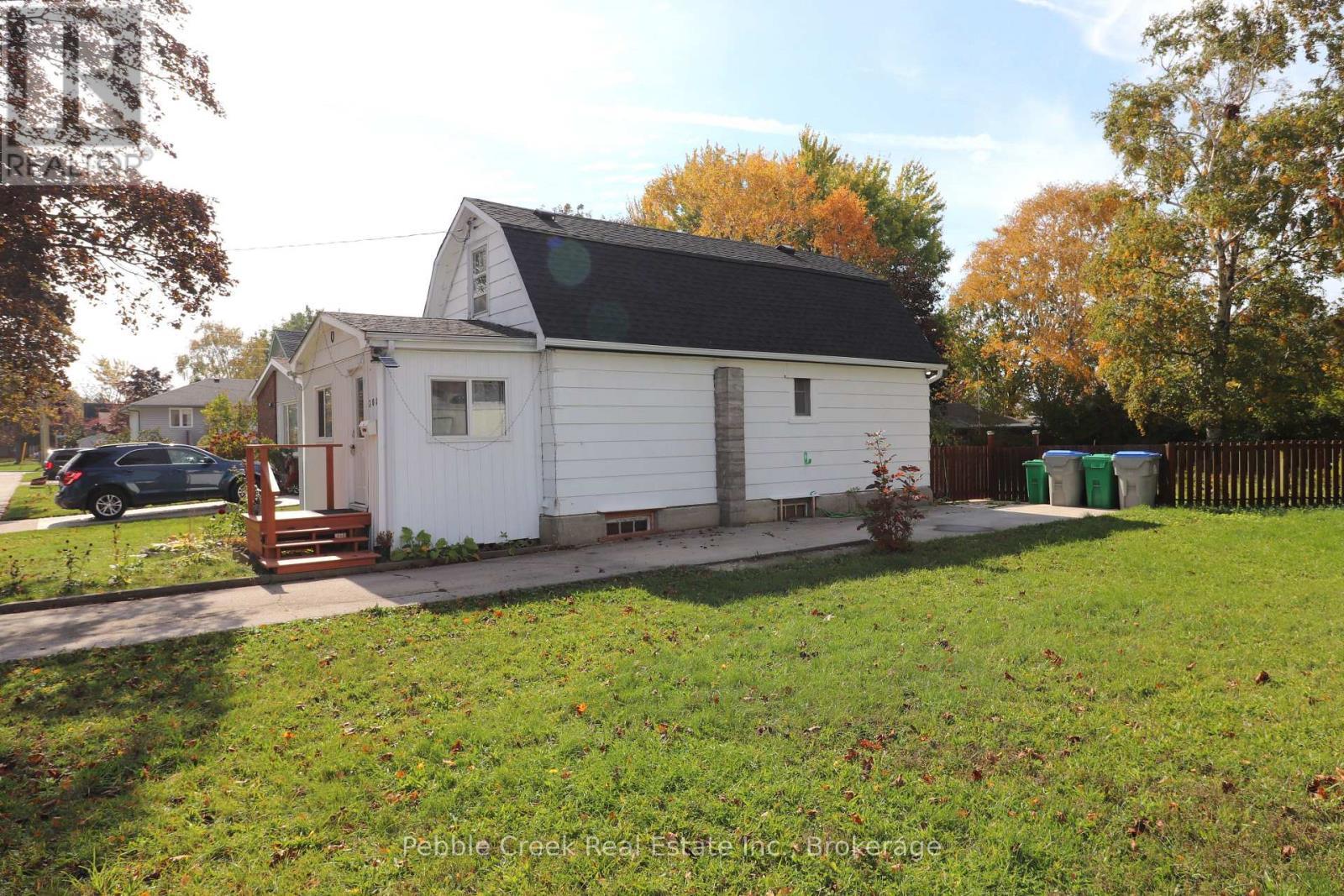 208 Hincks Street, Goderich (Goderich (Town)), ON