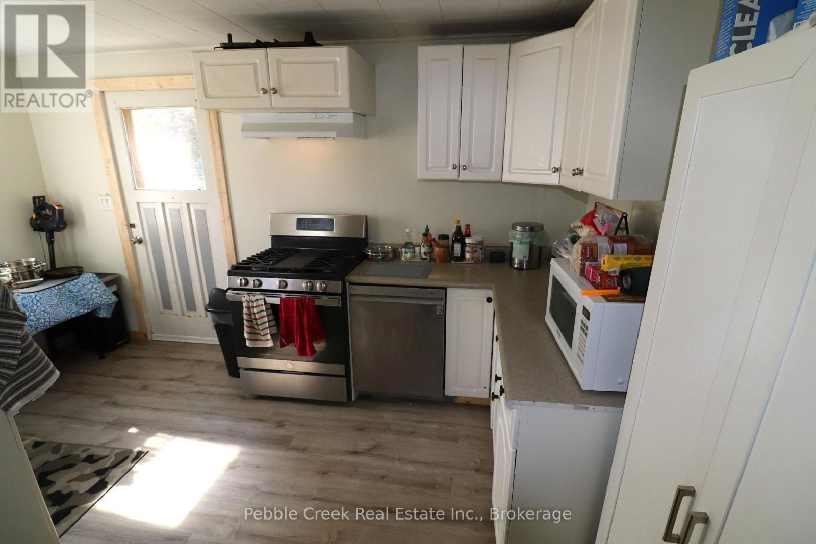 208 Hincks Street, Goderich (Goderich (Town)), ON