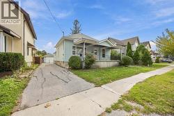445 WELLINGTON STREET Sarnia, ON N7T 1H3