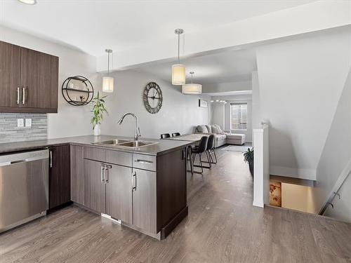 204-155 Des Hivernants Blvd, Winnipeg, MB 